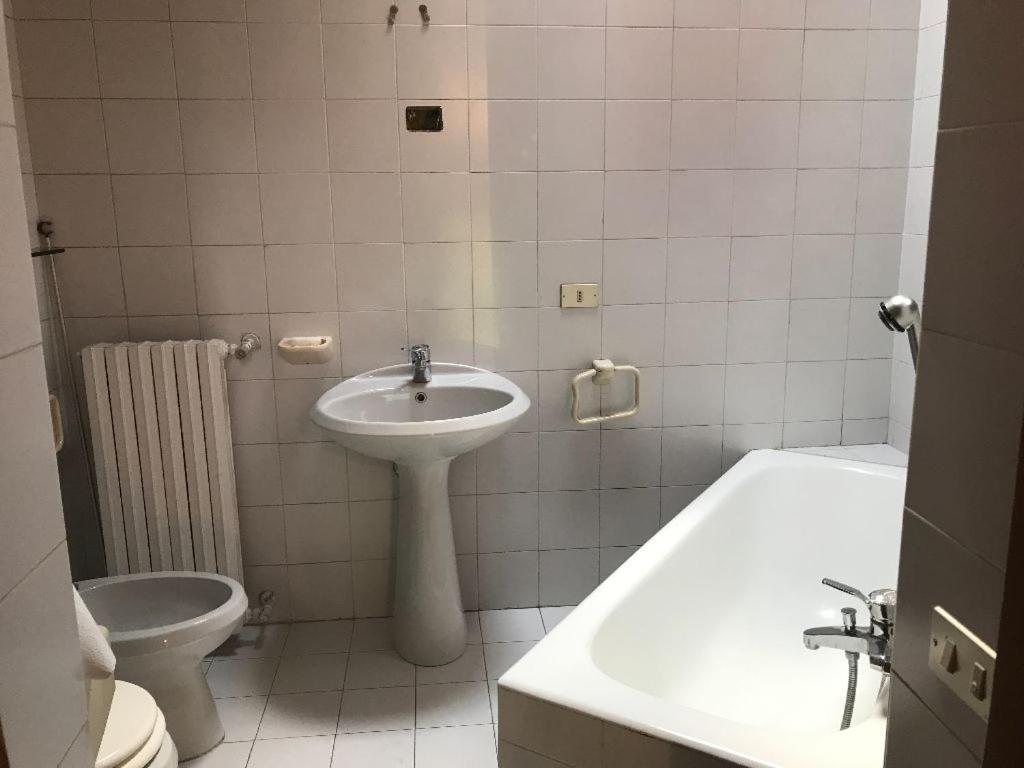B&B I Colli Di Bergamo Alta Valbrembo Buitenkant foto